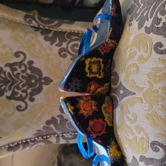 Vintage Retro with One Of A Kind reupholstered  fabric wedge heel. - Picture 3 of 7